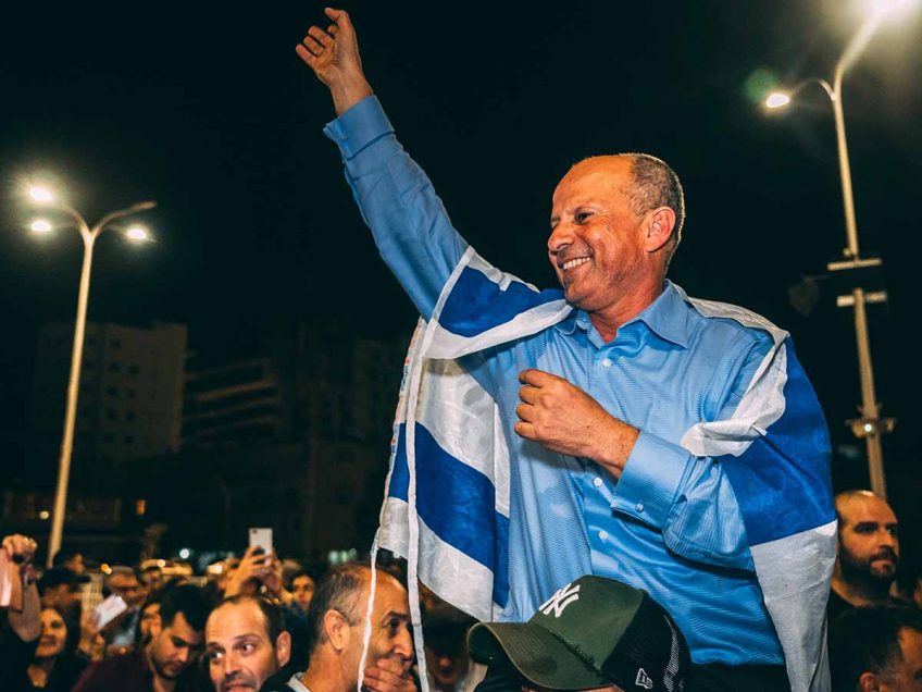 התחלנו: אלקבץ חושף את הקואליציה שלו למועצת העיר התחלנו: אלקבץ חושף את הקואליציה שלו למועצת העיר