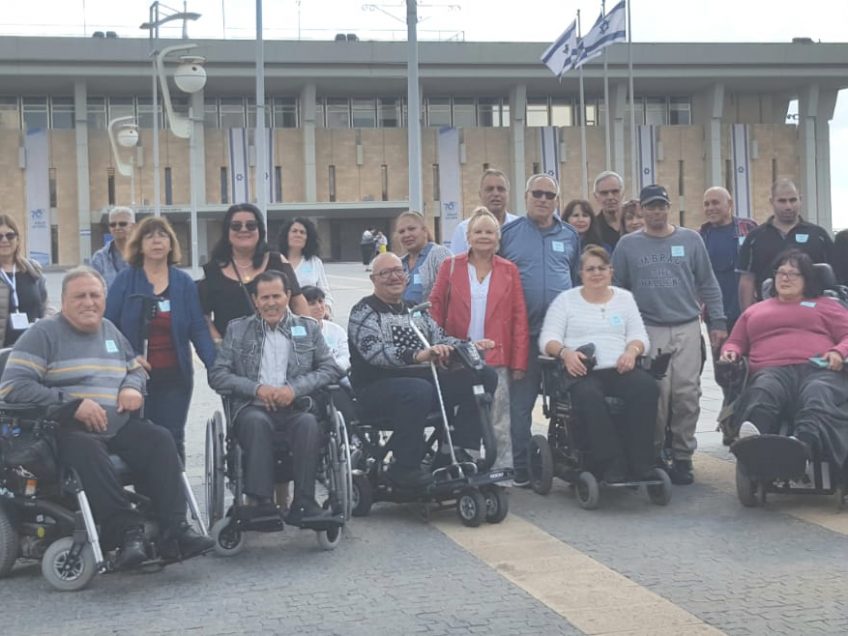בוגרי סניף איל"ן בעפולה ביקרו בכנסת בוגרי סניף איל"ן בעפולה ביקרו בכנסת