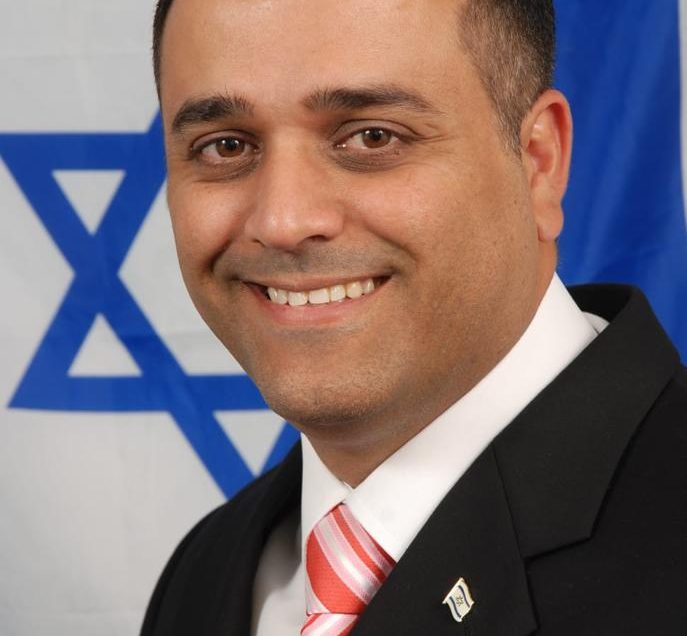 "לגליל ולעמקים דרוש אדם עם חזון יוקד ולהט עשייה" "לגליל ולעמקים דרוש אדם עם חזון יוקד ולהט עשייה"