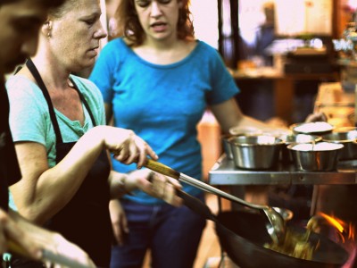 הפלא האינדונזי – רוטב סאטה של מסעדת יקינטון