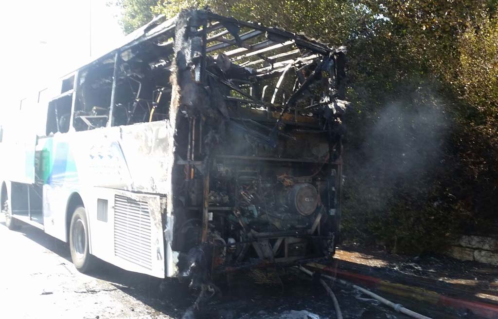 השרפה כילתה את האוטובוס