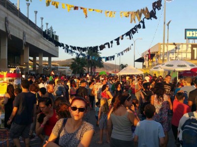 אלפים מפצחים תרבות בבירת העמק