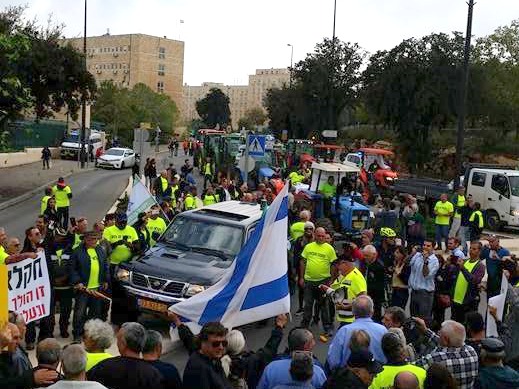 שיירת המפגינים בבירה ירושלים
