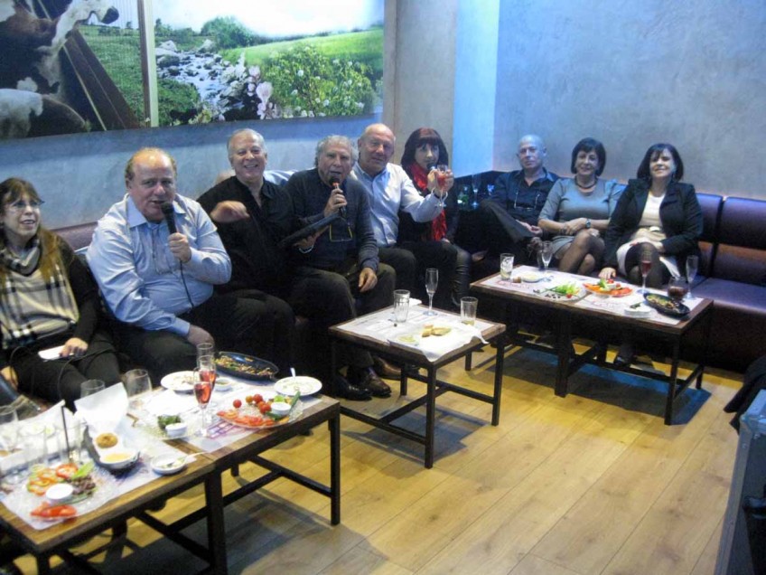 מזל טוב ליוסי אוזן, שאפו לחברים שבאו לעשות שמח במועדון פלאג אין