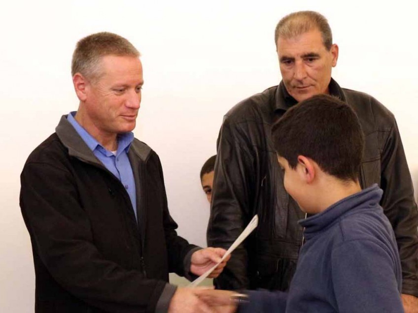 עובד נור וסגנו זועבי משקיעים בחינוך