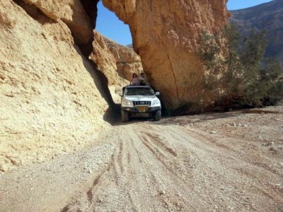המלצה חמה: לחגוג את יום האישה במדבר רכובה על ג'יפ