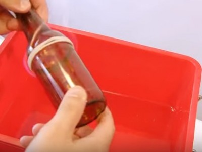 הטריק הבא יגרום לכם לא לזרוק יותר בקבוקי בירה לעולם!