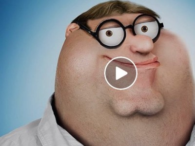 אומן גרפיקה יצר את הגרסה האנושית של פיטר גריפין מאיש משפחה וזה מושלם!