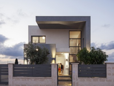 חוזרים לעמק