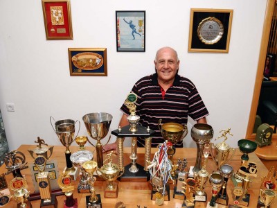 סוגר מעגל: איזידור בן ה-79 יצעד בפעם החמישים בצעדת היובל בגלבוע