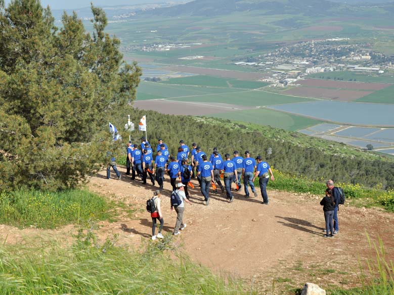 צעדת הגלבוע. הנופים מחסירים פעימה