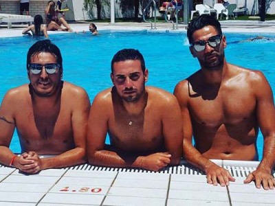 המדור רואה את גטיקה, אזולאי ומלכה באילת ונהיה לו נעים בחום של העמק, פלאש! – רכילות בעמק