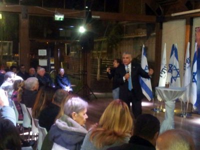 לפיד בעפולה: "הבעיה של מדינת ישראל היא המערכת הפוליטית"