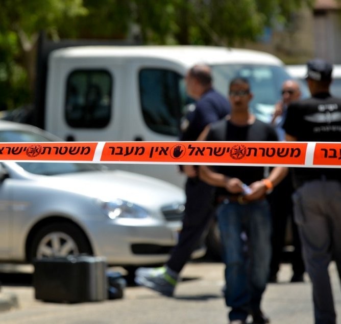 לא תאמינו: עקרו כספומט באמצעות טרקטור לא תאמינו: עקרו כספומט באמצעות טרקטור