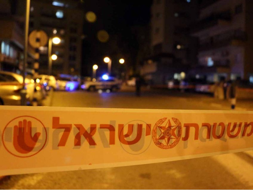 תקרית חריגה בסוללים: מטען נזרק לעבר ביתו של שוטר תקרית חריגה בסוללים: מטען נזרק לעבר ביתו של שוטר