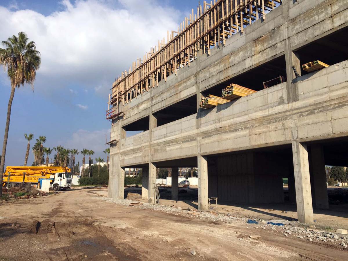 שלד מבנה התחנה המרכזית החדשה בעפולה כבר עומד על מקומו