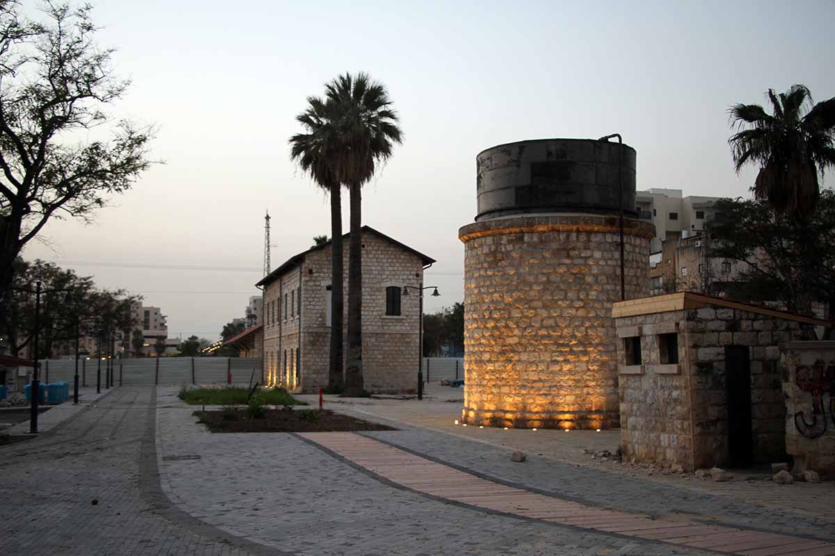 בחלקו השני של מתחם התחנה בעפולה