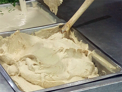 הבהלה לחומוס: ביקושי שיא לחומוס לקראת המנגלים של יום העצמאות