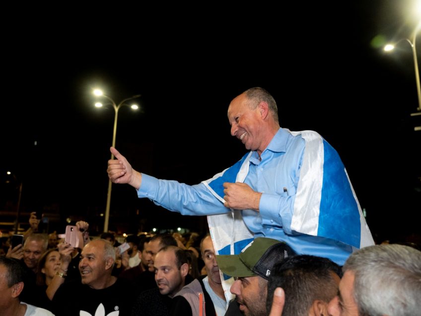 אלקבץ: "הדלת של הקואליציה תהיה פתוחה גם לכאלה שלא תמכו בי" אלקבץ: "הדלת של הקואליציה תהיה פתוחה גם לכאלה שלא תמכו בי"