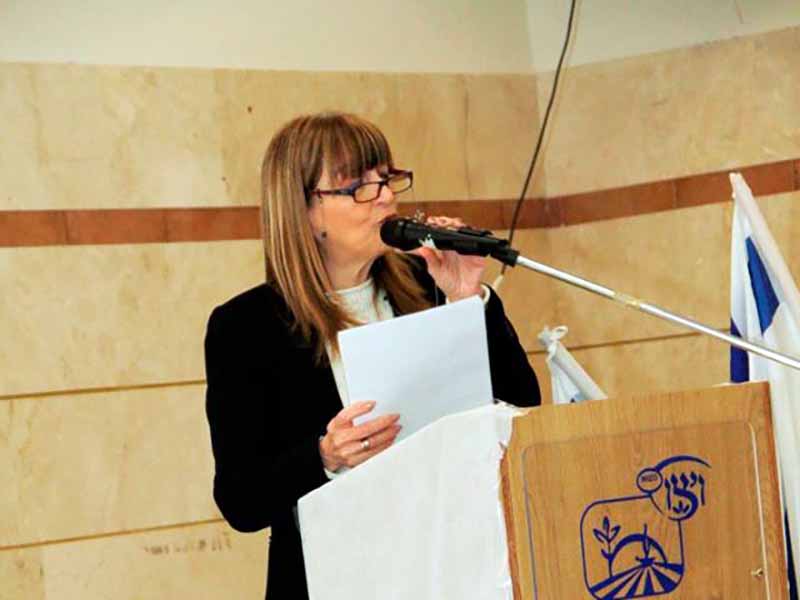 מנכ"לית הכפר אסתי כהן