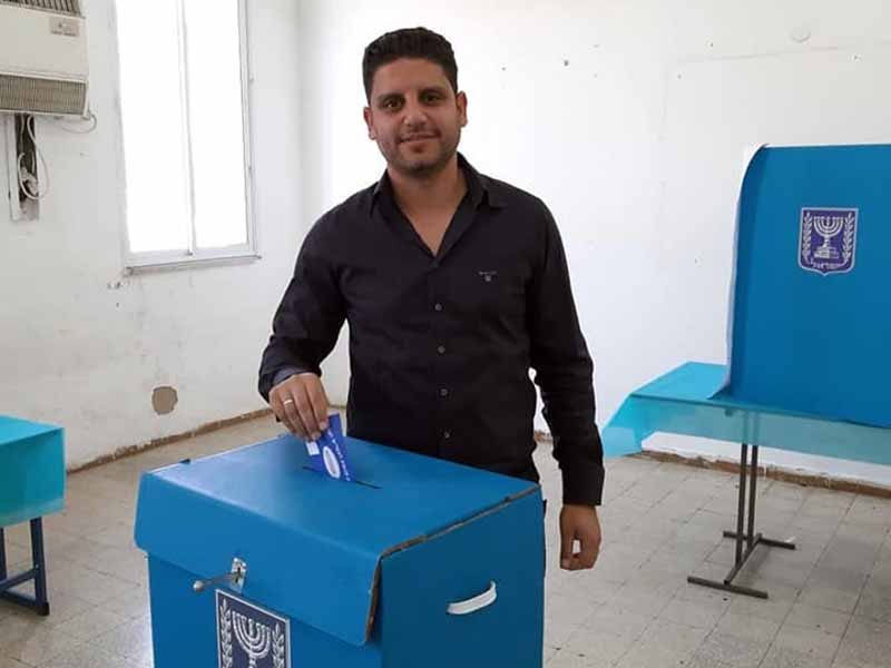 מני ג'יבלי, מפיק מוזיקלי