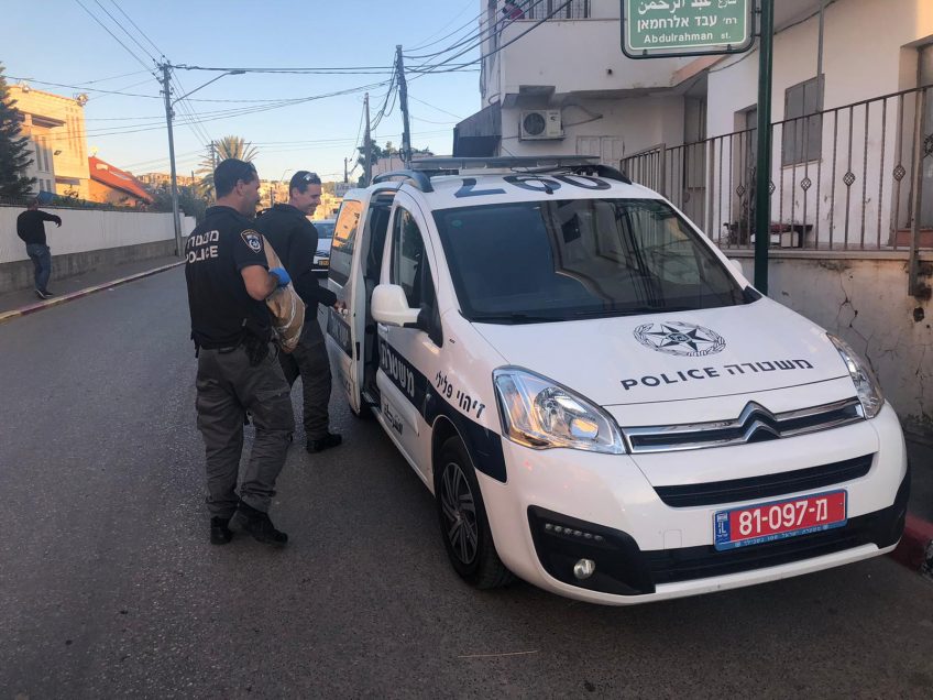 טרגי: אם צעירה דקרה את בנה הפעוט בן השנה ופגעה בעצמה טרגי: אם צעירה דקרה את בנה הפעוט בן השנה ופגעה בעצמה