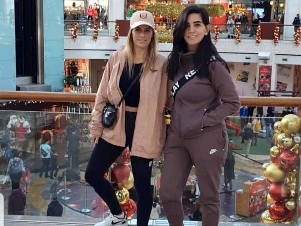 שופינג טורקי: מלי ודנה בקניון