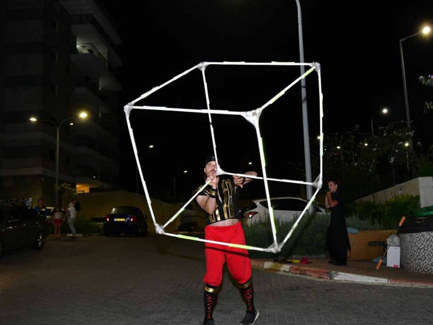 חגיגות ל"ג בעומר: תושבי מגדל העמק חגגו עם מופעי אור ורכבי שמחה חגיגות ל"ג בעומר: תושבי מגדל העמק חגגו עם מופעי אור ורכבי שמחה