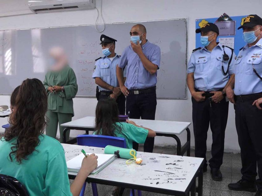 פתיחת שנת הלימודים תשפ"א: כ- 1000 שוטרים התפרשו במוסדות החינוך ושמרו על הסדר פתיחת שנת הלימודים תשפ"א: כ- 1000 שוטרים התפרשו במוסדות החינוך ושמרו על הסדר