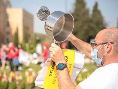 מבעד לעדשה של יונתן