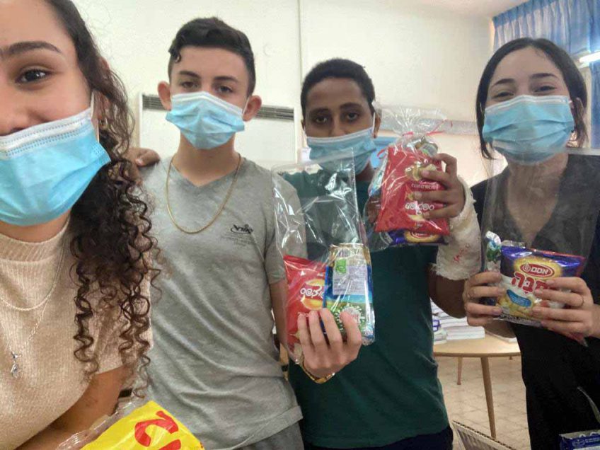 עפולה: חבילות מתוקות יועברו לחולי הקורונה ב״העמק״ עפולה: חבילות מתוקות יועברו לחולי הקורונה ב״העמק״