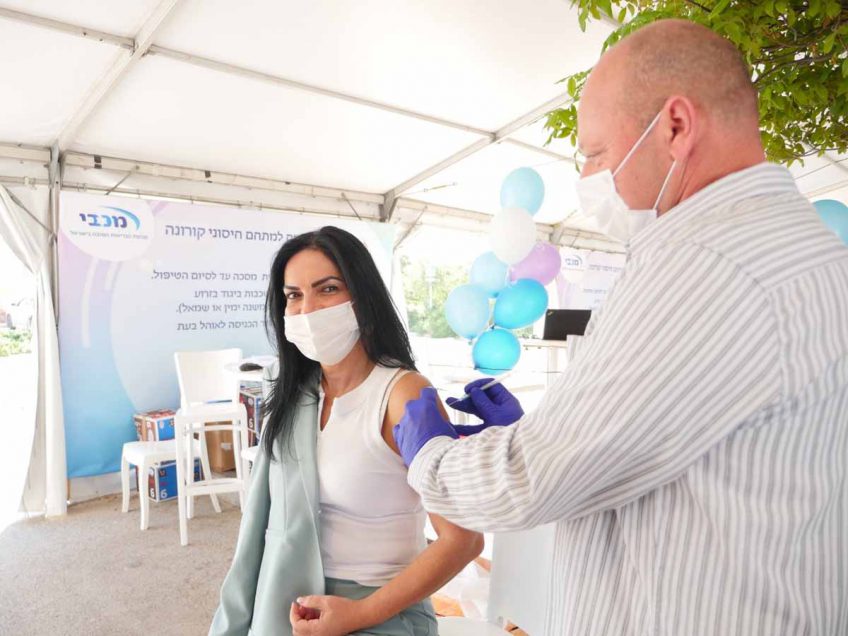 מכבי: החל מבצע חיסוני הקורונה בעמק