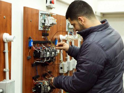 קורס חשמלאי מוסמך מקוצר במכללה הטכנולוגית נוף הגליל