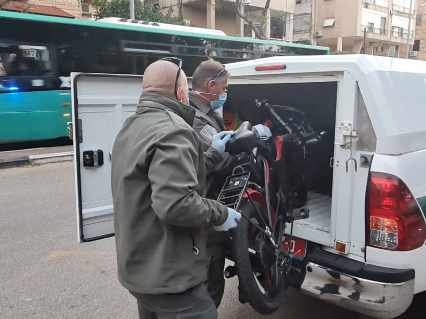 פנצ׳ר בתוכניות: המשטרה תפסה חשודים שגנבו 9 אופניים מסוגים שונים באזור פנצ׳ר בתוכניות: המשטרה תפסה חשודים שגנבו 9 אופניים מסוגים שונים באזור