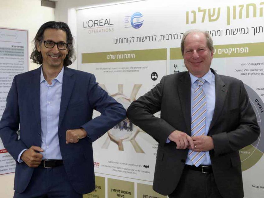 שגריר צרפת בישראל ביקר במפעל לוריאל במגדל העמק שגריר צרפת בישראל ביקר במפעל לוריאל במגדל העמק