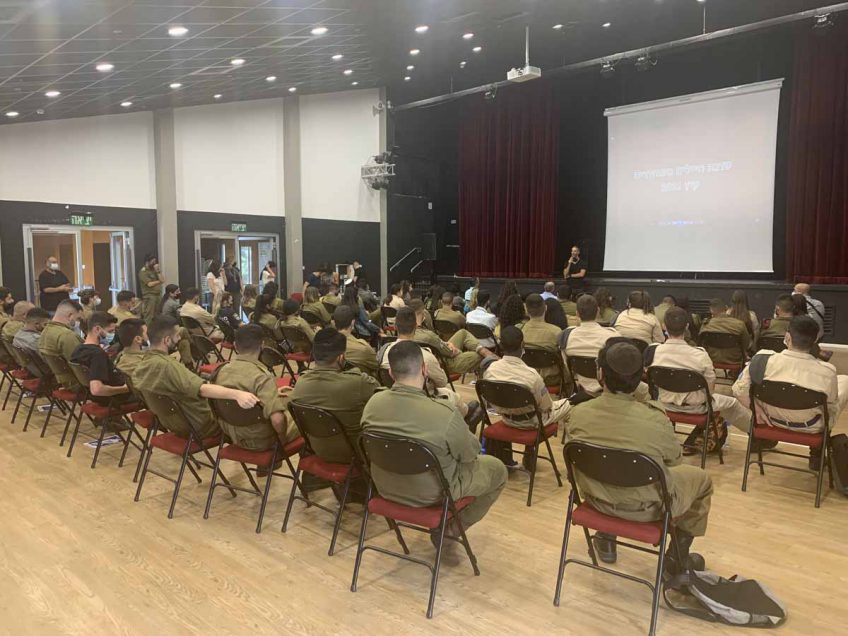 בקרוב: עוד כ-100 אזרחים חדשים בעפולה בקרוב: עוד כ-100 אזרחים חדשים בעפולה