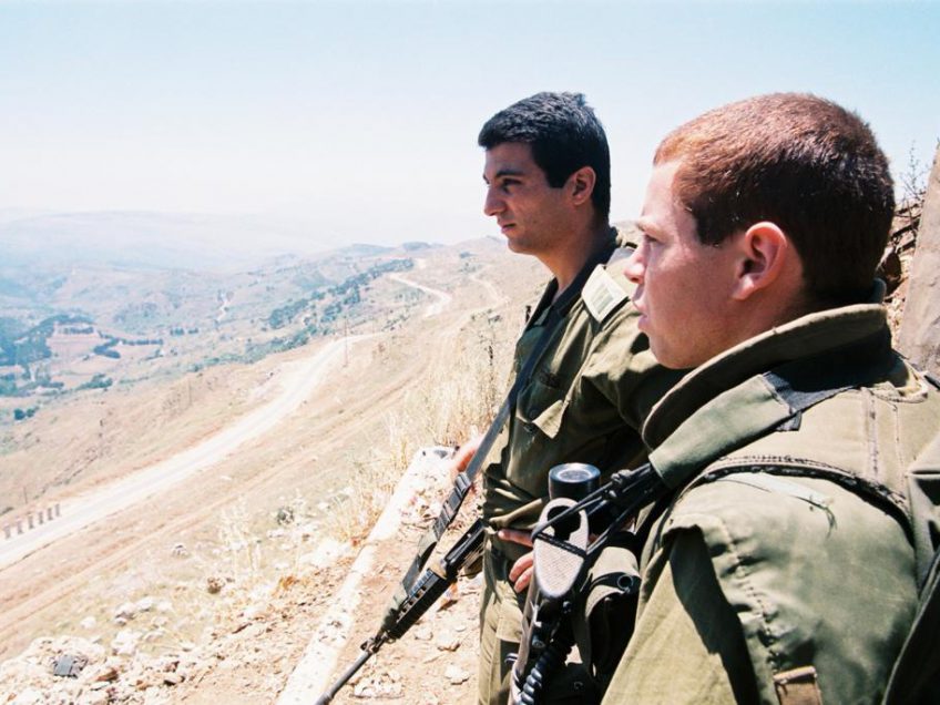 "אות המערכה הזה מוענק לכם, אחיי המפקדים, ההולכים בראש הכוח" "אות המערכה הזה מוענק לכם, אחיי המפקדים, ההולכים בראש הכוח"