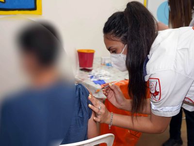 גלבוע: מתחם חיסון לקורונה לבני הנוער יפעל בבית השיטה