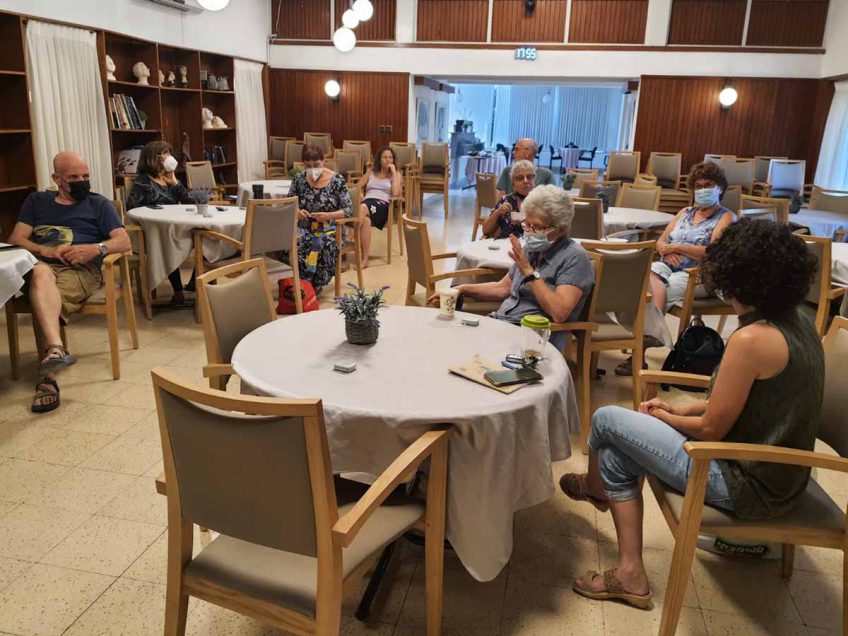 בוא אלי פרפר נחמד: במגידו מסיימים שנה שביעית של ניטור בוא אלי פרפר נחמד: במגידו מסיימים שנה שביעית של ניטור