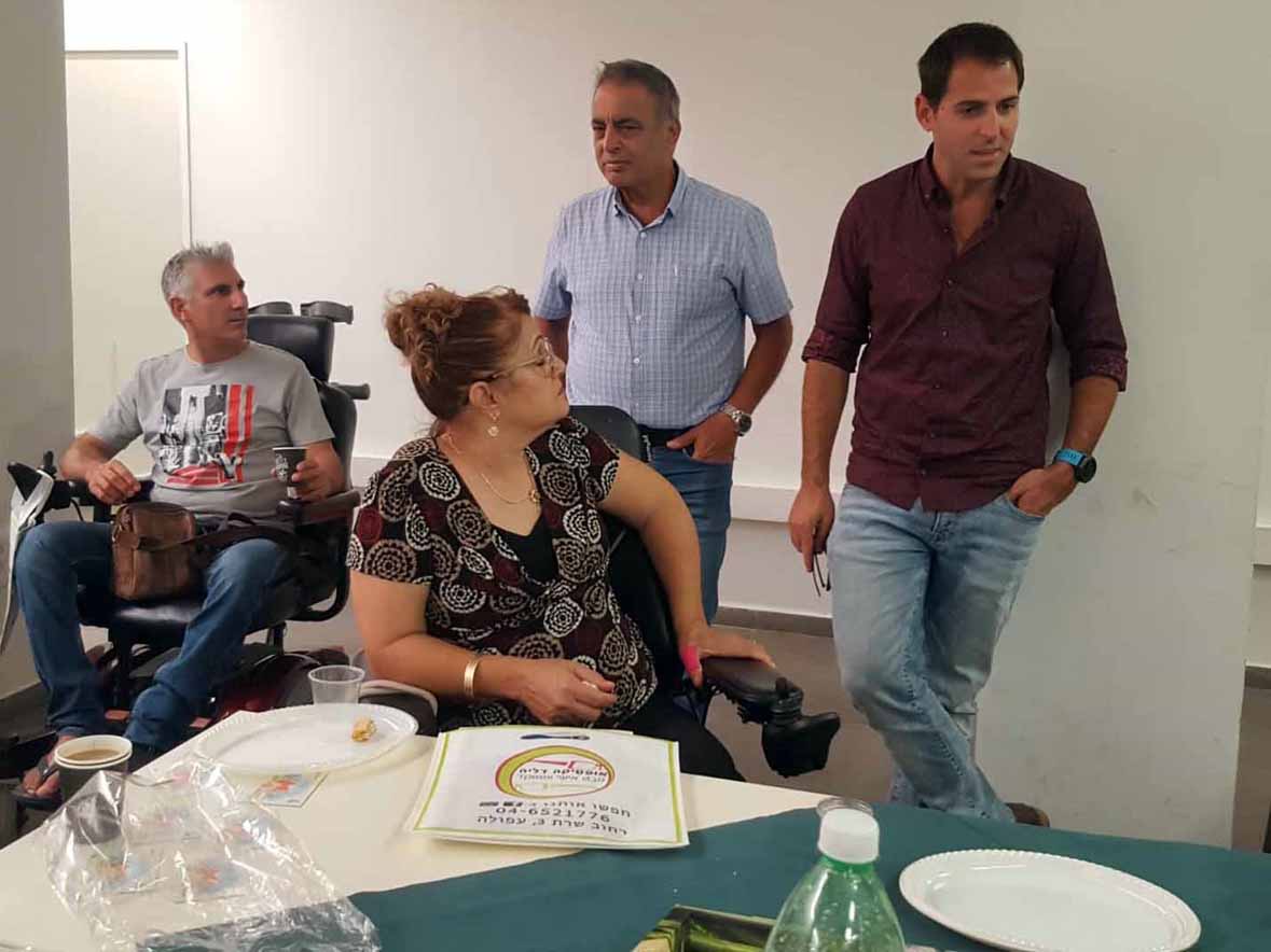 דניאל בן במהלך פעילות של אילן