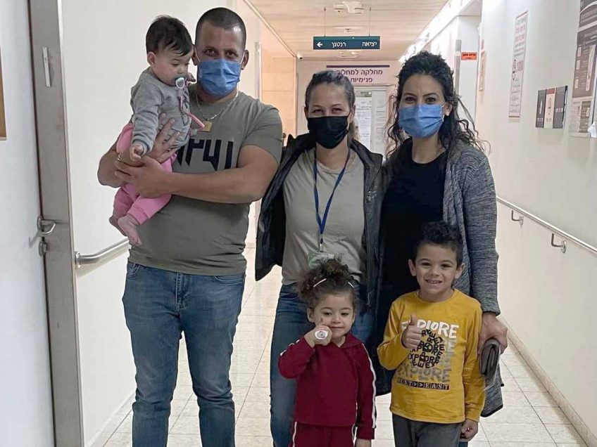 אחרי שנה: יולדת שחלתה בקורונה שבה למרכז רפואי העמק עם התינוקת שלה אחרי שנה: יולדת שחלתה בקורונה שבה למרכז רפואי העמק עם התינוקת שלה