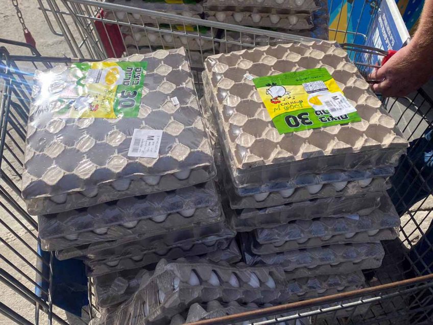 3000 ביצים פגות תוקף הוחרמו במגדל העמק 3000 ביצים פגות תוקף הוחרמו במגדל העמק